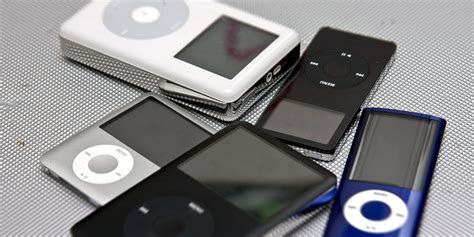 Do people buy old iPods?