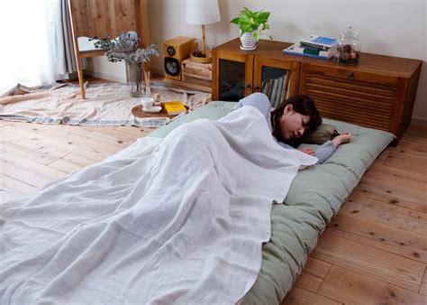 Do people in Japan still sleep on futons?