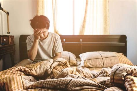 Do people with ADHD have a hard time waking up?