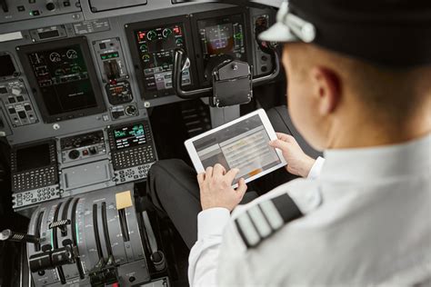 Do pilots use IPAD?