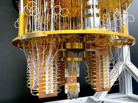 Do quantum computers use entanglement?