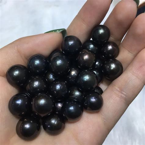 Do real pearls turn black?