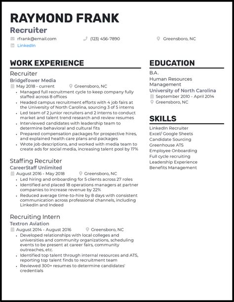 Do recruiters like pictures on resumes?