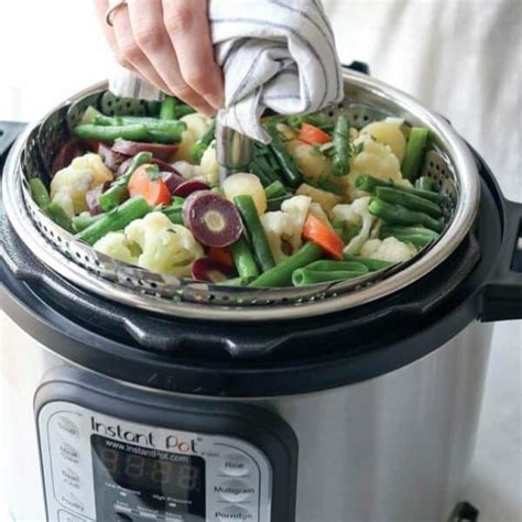 Do rice cookers steam vegetables?