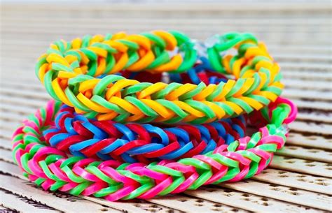 Do rubber bands lose elasticity?