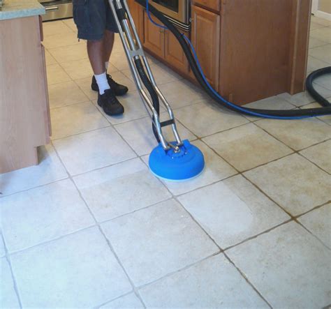 Do steamers clean tiles?