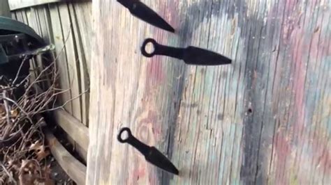 Do throwing knives exist?