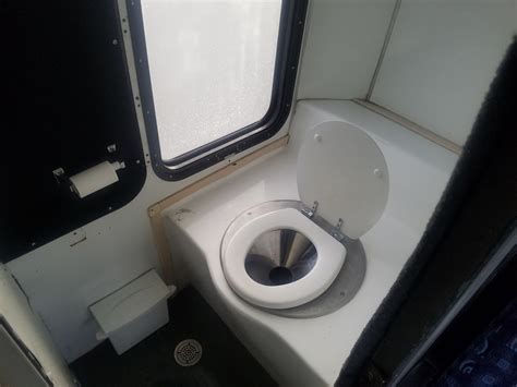 Do travel coaches have toilets?