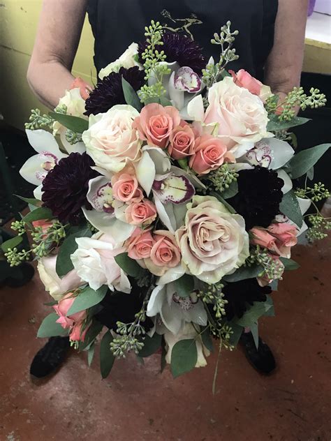 Do wedding florists do mockups?