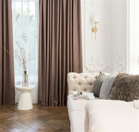 Do white curtains go with beige walls?