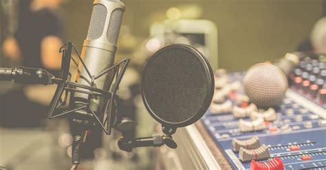 Do you need a microphone for voiceover?