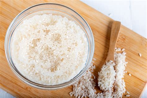 Do you soak rice before or after washing?