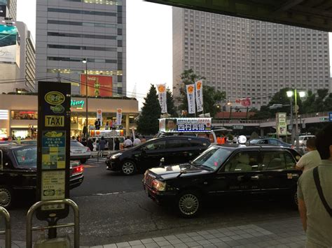 Do you tip a taxi in Tokyo?