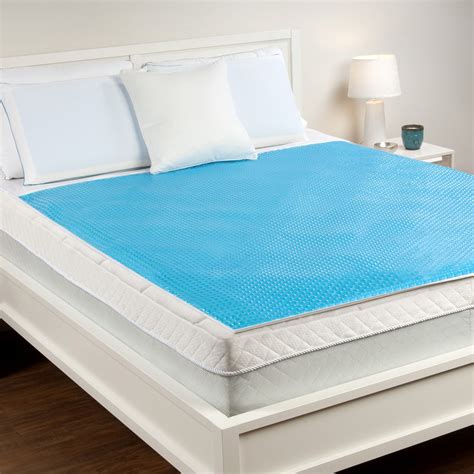 Do you use a top sheet with a cooling blanket?