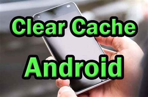 Does Android automatically clear cache?