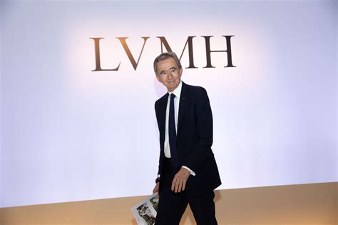 Does Arnault own Hermès?