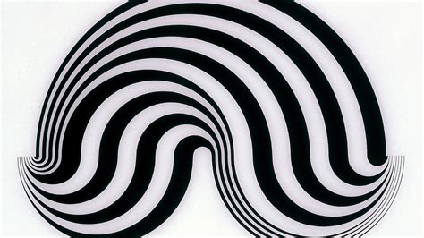 Does Bridget Riley still do art?