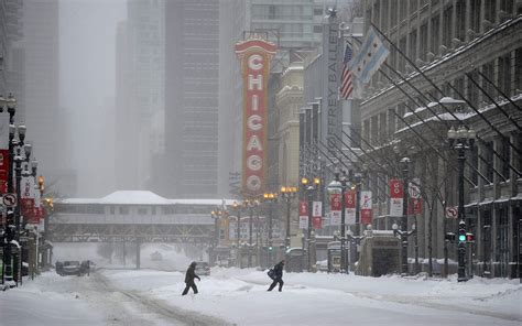 Does Chicago get cold at night?