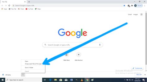 Does Chrome automatically download files?