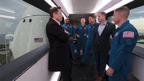 Does Elon Musk work with NASA?