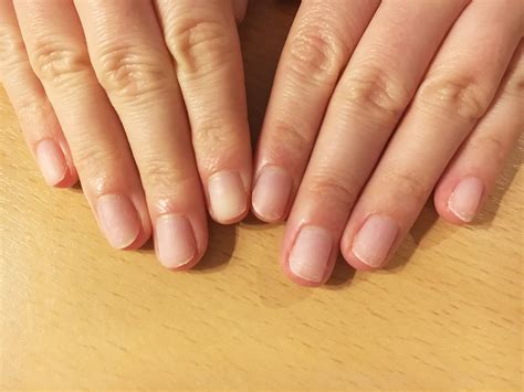 Does Japanese manicure strengthen nails?