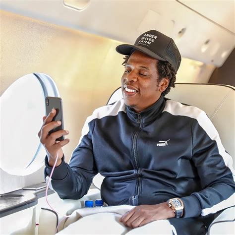 Does Jay Z use an iPhone?