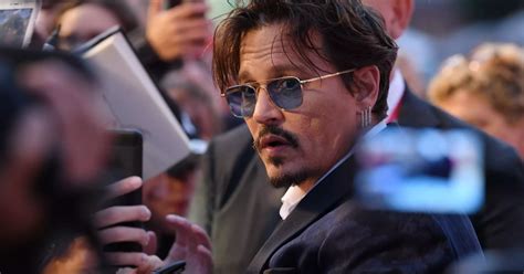 Does Johnny Depp have any social media accounts?