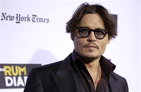 Does Johnny Depp use social media?