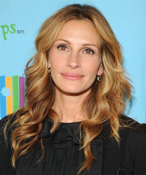 Does Julia Roberts have an accent?