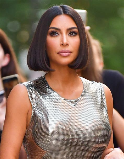 Does Kim Kardashian have short hair?
