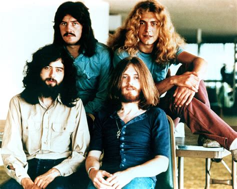 Does Led Zeppelin still play?