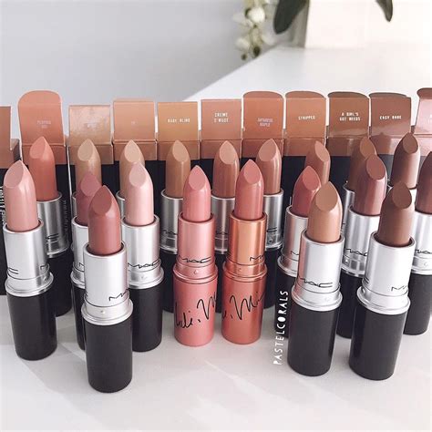 Does MAC give lipstick samples?