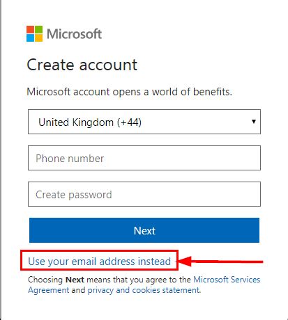Does Microsoft provide free email accounts?