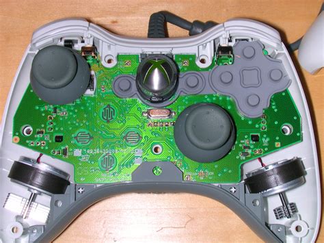 Does PS1 controller vibrate?