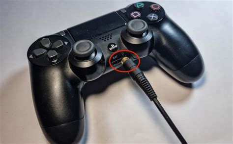 Does PS4 have audio jack?