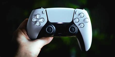 Does PS5 controller use WIFI or Bluetooth?