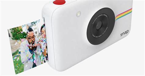 Does Polaroid snap need ink?