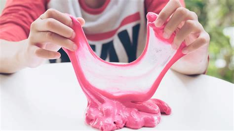 Does Silly Putty leave residue?
