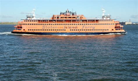 Does Staten Island Ferry run on weekends?