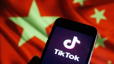 Does TikTok send data to China?