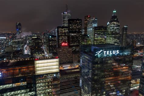 Does Toronto have light pollution?