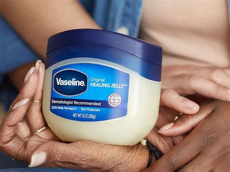 Does Vaseline make dry skin worse?