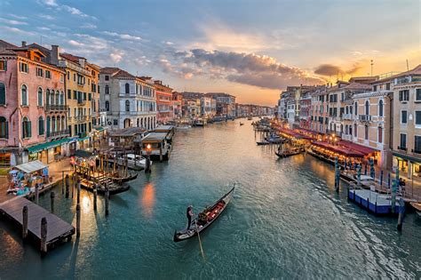 Does Venice have a Sister City?