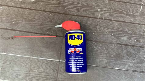 Does WD 40 damage rubber seals?