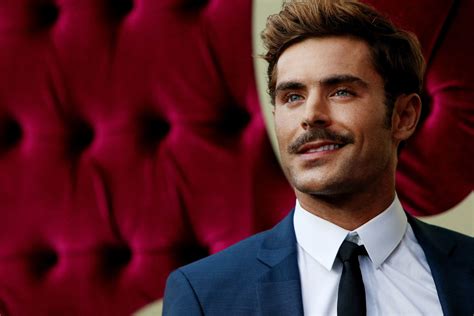 Does Zac Efron live in Australia permanently?