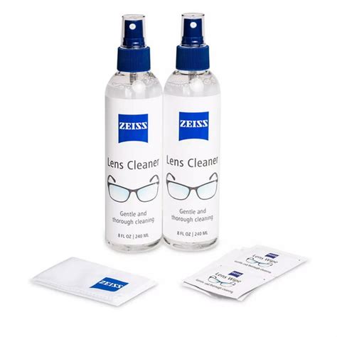 Does Zeiss lens cleaner contain alcohol?