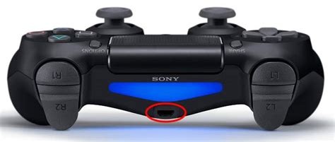 Does a PS4 controller have 2 charging ports?