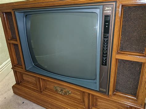 Does a TV need a console?