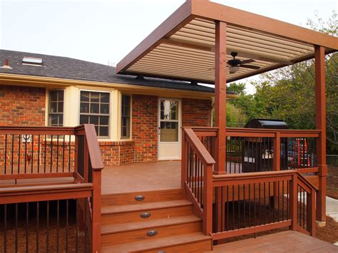 Does a low deck need to be attached to a house?