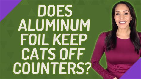 Does aluminum foil keep cats off?